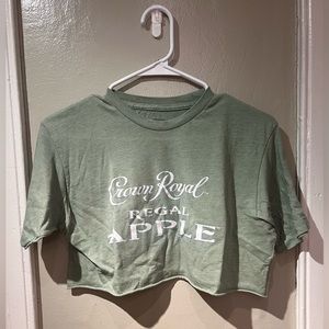 Cropped Regal Apple Liquor Shirt